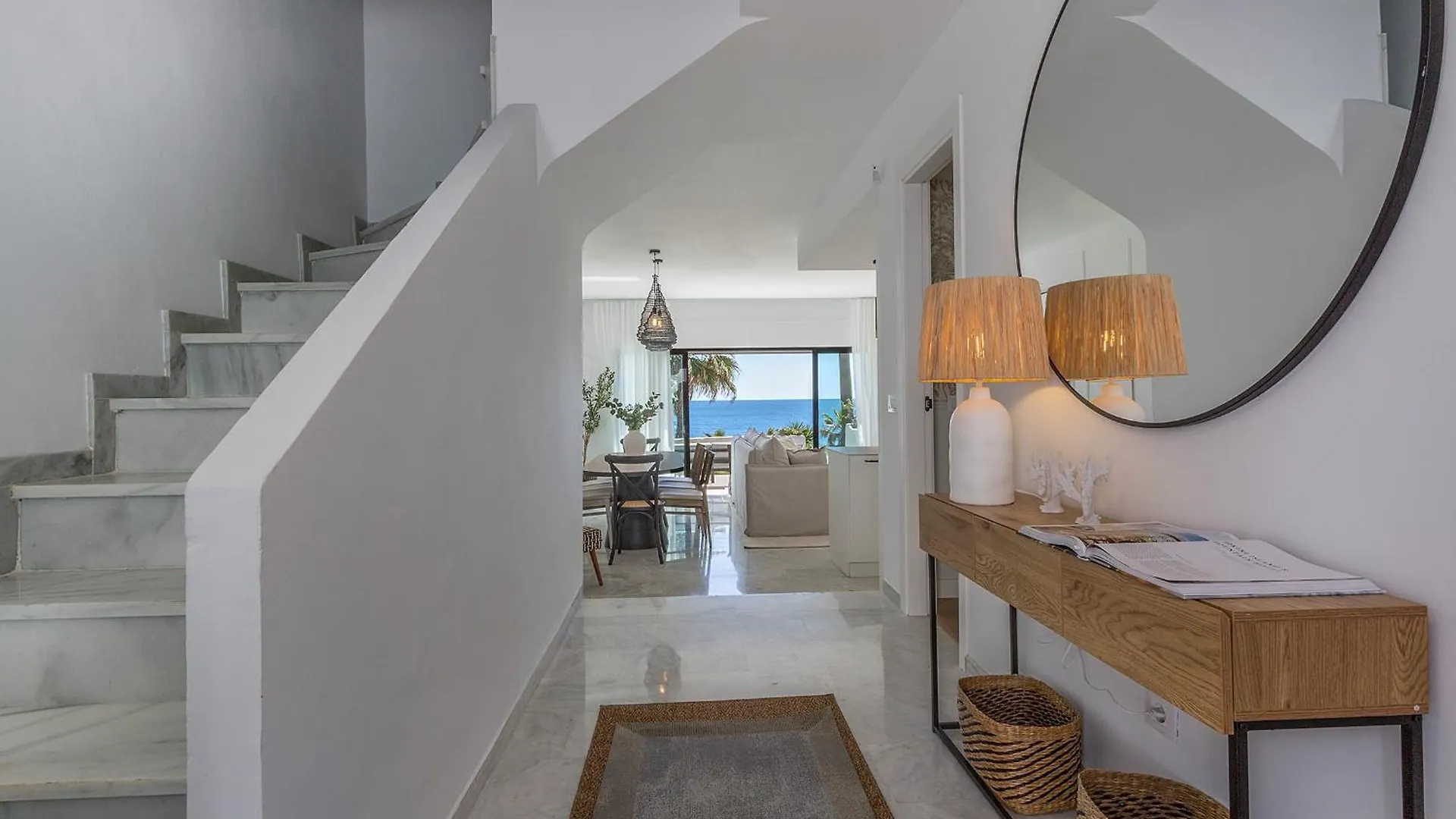 Casa Primera Linea 4 Dormitorios Estepona Spain