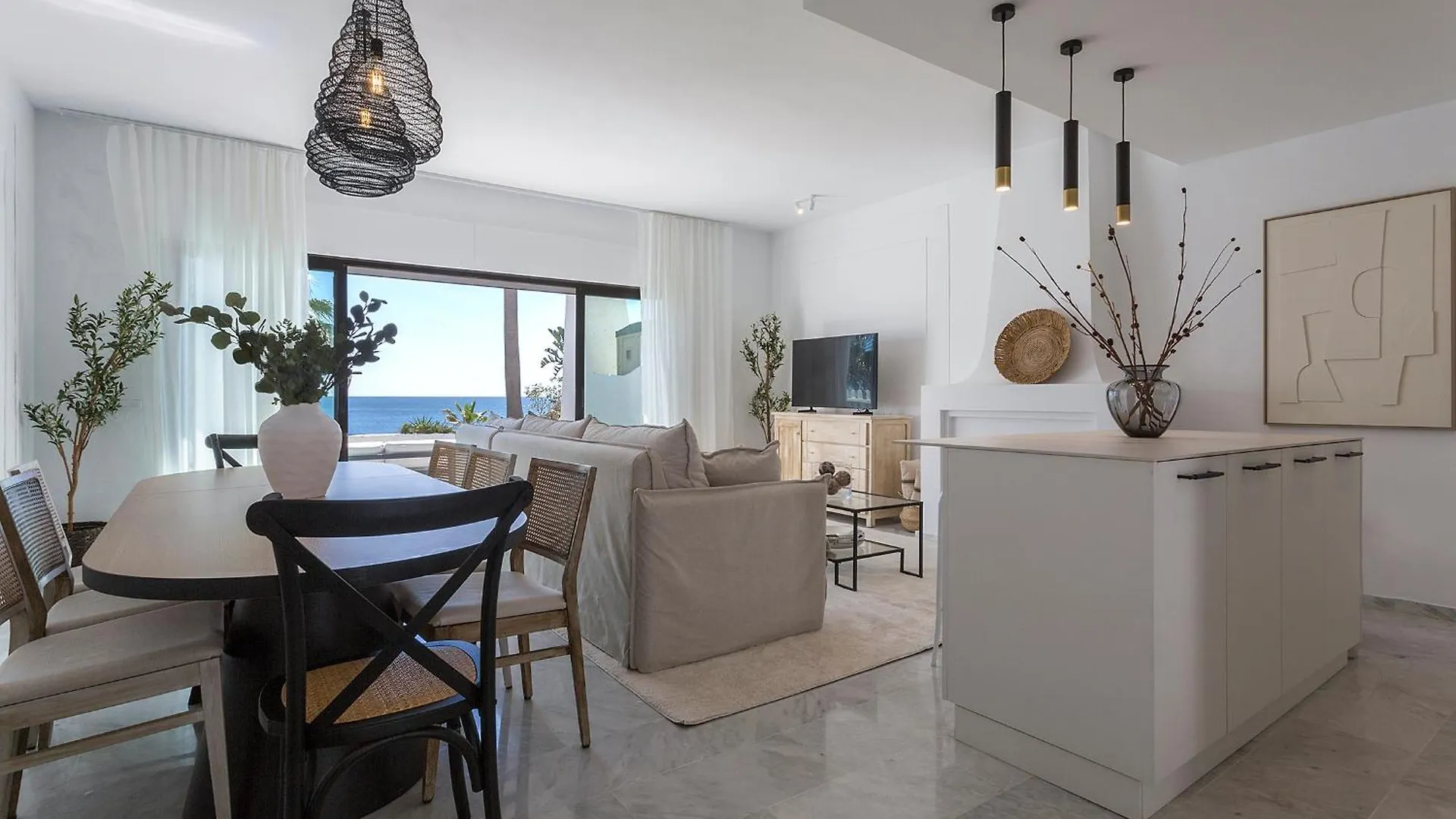 Casa Primera Linea 4 Dormitorios Estepona